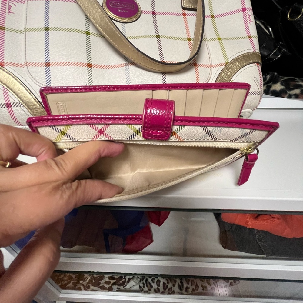 Coach wallet - Picture 3 of 5